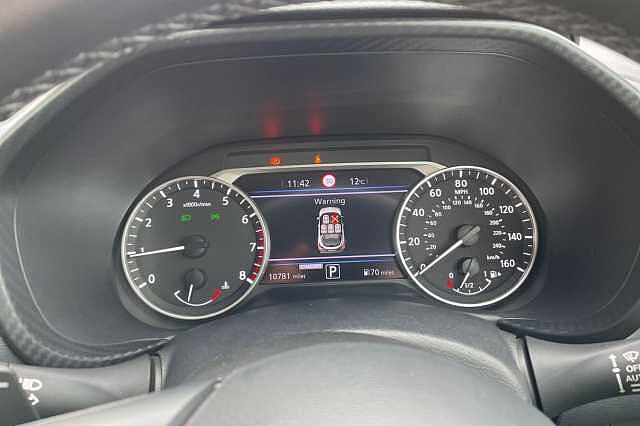 Nissan JUKE 1.0 DiG-T N-Connecta 5dr DCT