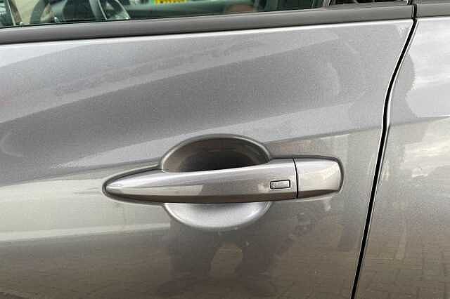 Nissan JUKE 1.0 DiG-T N-Connecta 5dr DCT