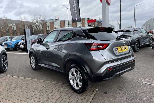 Nissan JUKE 1.0 DiG-T N-Connecta 5dr DCT