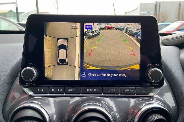 Nissan JUKE 1.0 DiG-T Tekna 5dr