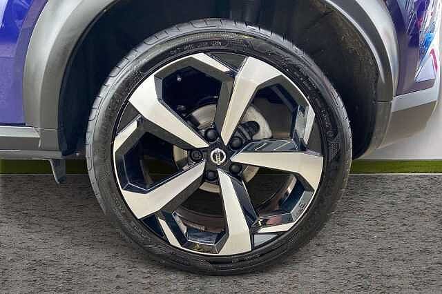 Nissan JUKE 1.0 DiG-T Tekna 5dr