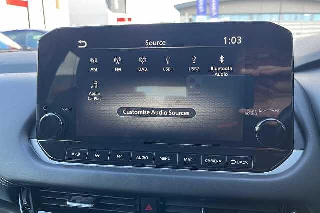 Nissan QASHQAI 1.3 DiG-T MH 158 N-Connecta [Glass Rf] 5dr Xtronic