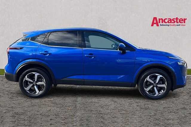 Nissan QASHQAI 1.3 DiG-T MH 158 N-Connecta [Glass Rf] 5dr Xtronic