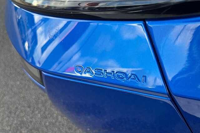 Nissan QASHQAI 1.3 DiG-T MH 158 N-Connecta [Glass Rf] 5dr Xtronic