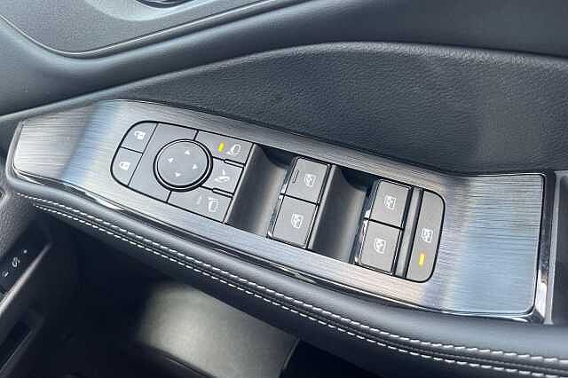 Nissan X-TRAIL 1.5 E-Power E-4orce 213 Acenta Premium 5dr Auto