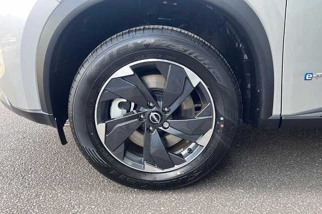 Nissan X-TRAIL 1.5 E-Power E-4orce 213 Acenta Premium 5dr Auto
