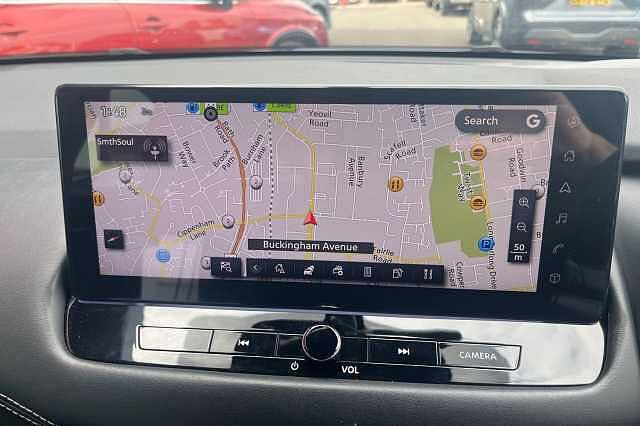 Nissan QASHQAI 1.3 DiG-T MH N-Connecta [Glass Roof] 5dr