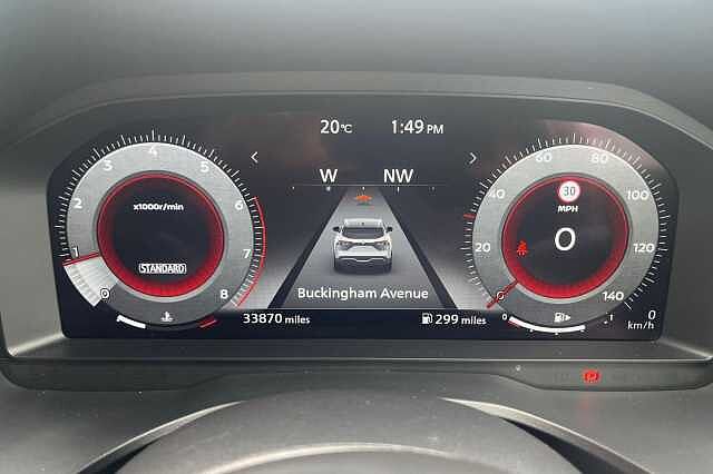 Nissan QASHQAI 1.3 DiG-T MH N-Connecta [Glass Roof] 5dr