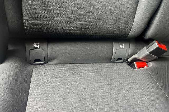 Nissan QASHQAI 1.3 DiG-T MH N-Connecta [Glass Roof] 5dr