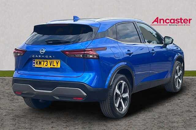 Nissan QASHQAI 1.3 DiG-T MH N-Connecta [Glass Roof] 5dr