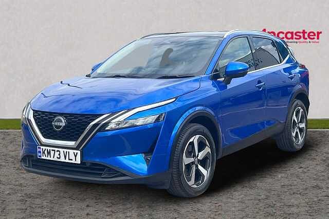 Nissan QASHQAI 1.3 DiG-T MH N-Connecta [Glass Roof] 5dr