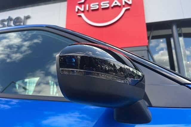 Nissan JUKE 1.0 DiG-T N-Connecta 5dr DCT