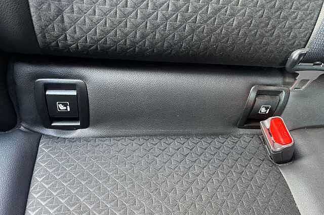 Nissan JUKE 1.0 DiG-T N-Connecta 5dr DCT