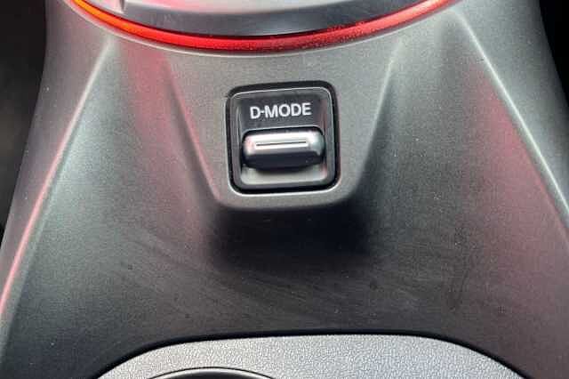 Nissan JUKE 1.0 DiG-T N-Connecta 5dr DCT