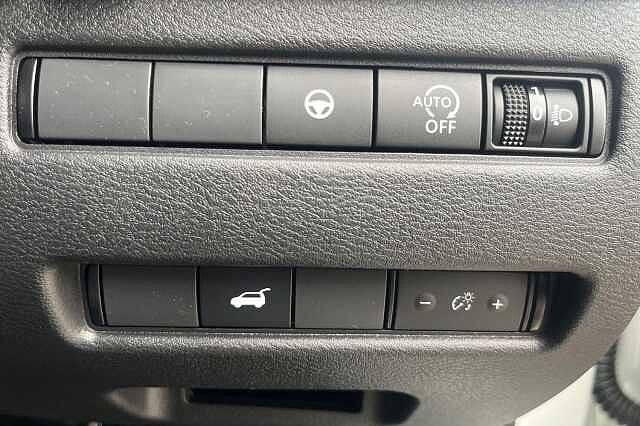 Nissan X-TRAIL 1.5 MHEV 163 N-Connecta 5dr Xtronic