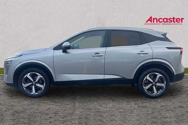 Nissan QASHQAI 1.3 DiG-T MH N-Connecta [Glass Roof] 5dr