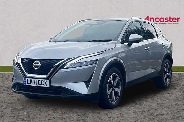 Nissan QASHQAI 1.3 DiG-T MH N-Connecta [Glass Roof] 5dr