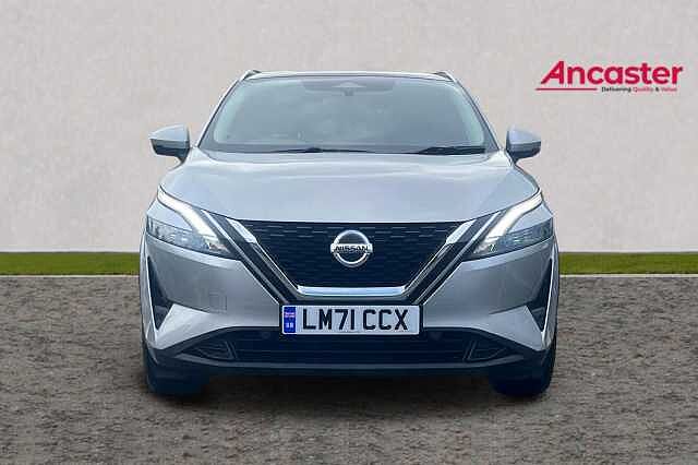 Nissan QASHQAI 1.3 DiG-T MH N-Connecta [Glass Roof] 5dr