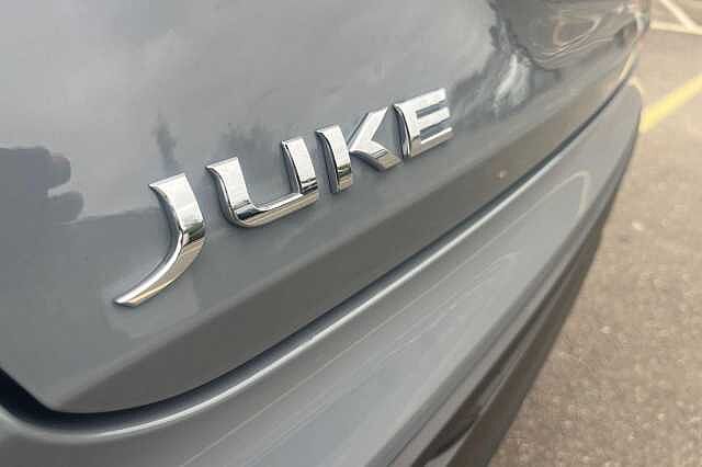 Nissan JUKE 1.0 DiG-T N-Connecta 5dr DCT