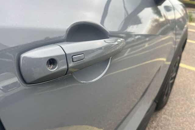 Nissan JUKE 1.0 DiG-T N-Connecta 5dr DCT