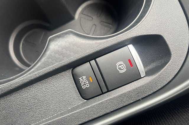 Nissan JUKE 1.0 DiG-T N-Connecta 5dr DCT