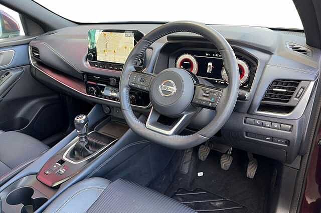 Nissan QASHQAI 1.3 DiG-T MH Tekna 5dr