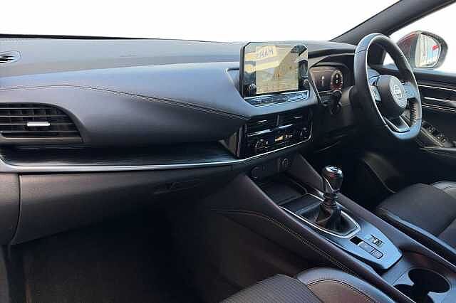 Nissan QASHQAI 1.3 DiG-T MH Tekna 5dr