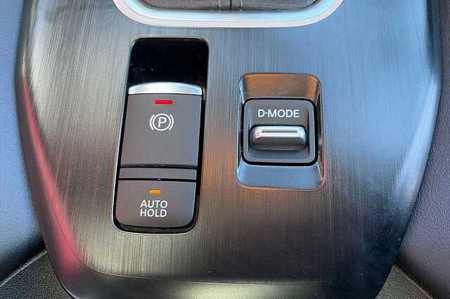 Nissan QASHQAI 1.3 DiG-T MH Tekna 5dr