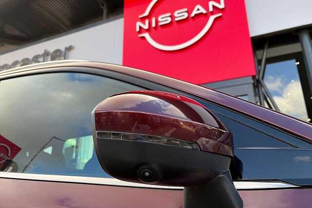 Nissan QASHQAI 1.3 DiG-T MH Tekna 5dr