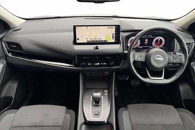 Nissan QASHQAI 1.3 DiG-T MH 158 N-Connecta [Glass Rf] 5dr Xtronic