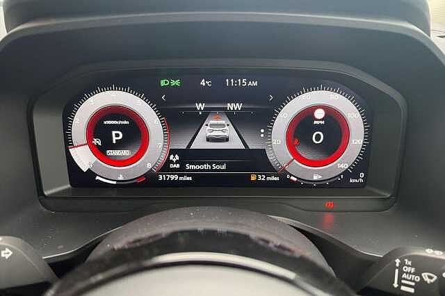 Nissan QASHQAI 1.3 DiG-T MH 158 N-Connecta [Glass Rf] 5dr Xtronic