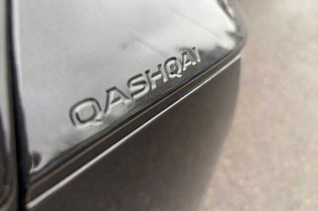 Nissan QASHQAI 1.3 DiG-T MH Tekna 5dr