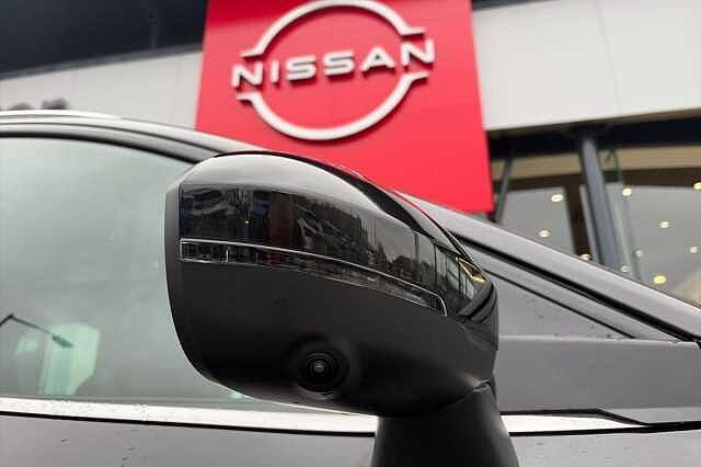 Nissan QASHQAI 1.3 DiG-T MH Tekna 5dr