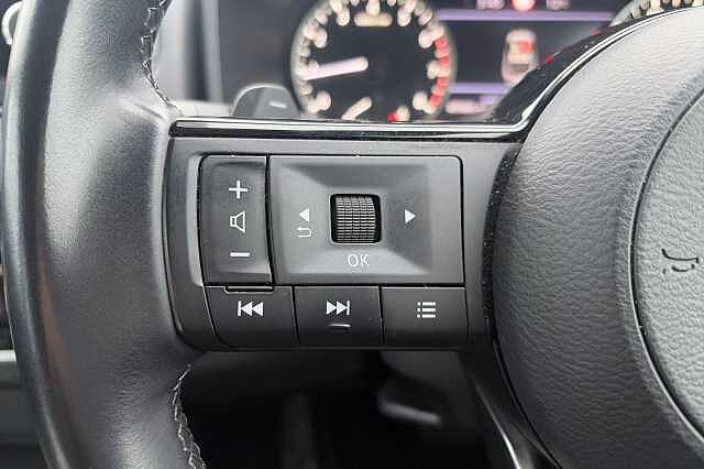 Nissan QASHQAI 1.3 DiG-T MH 158 Acenta Premium 5dr Xtronic