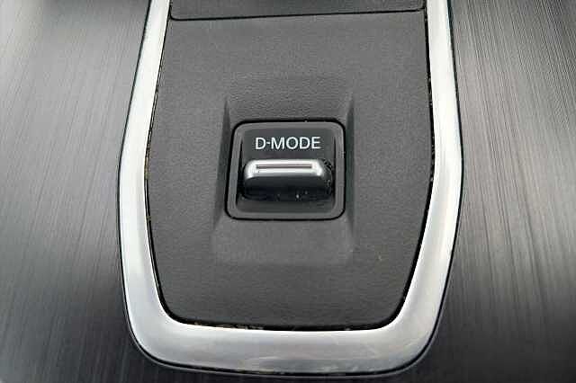 Nissan QASHQAI 1.3 DiG-T MH 158 Acenta Premium 5dr Xtronic