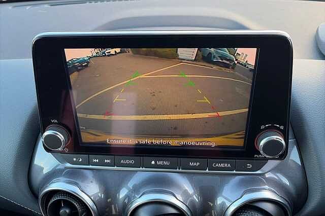 Nissan JUKE 1.0 DiG-T 114 N-Connecta 5dr