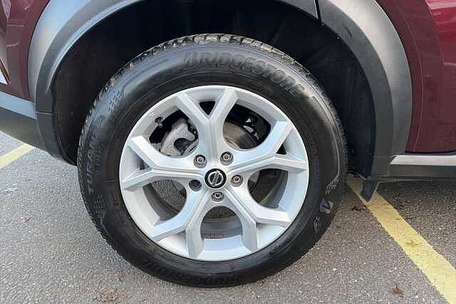 Nissan JUKE 1.0 DiG-T 114 N-Connecta 5dr