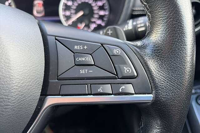 Nissan JUKE 1.0 DiG-T 114 N-Connecta 5dr DCT