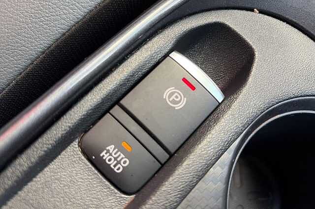 Nissan JUKE 1.0 DiG-T 114 N-Connecta 5dr DCT