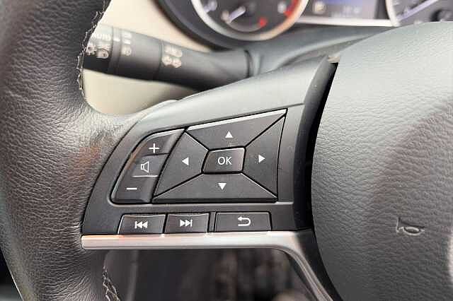 Nissan MICRA 1.0 IG-T 92 Acenta 5dr CVT [Vision Pack]