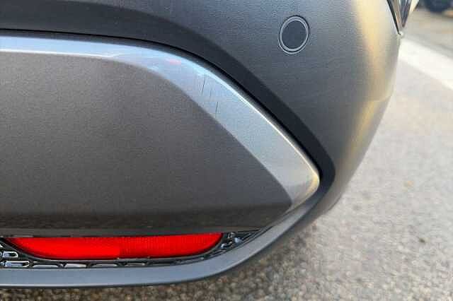 Nissan QASHQAI 1.3 DiG-T MH 158 N-Connecta [Glass Rf] 5dr Xtronic