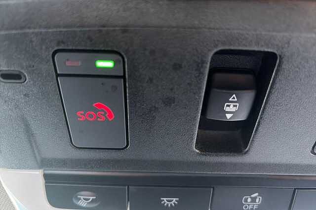 Nissan QASHQAI 1.3 DiG-T MH 158 N-Connecta [Glass Rf] 5dr Xtronic