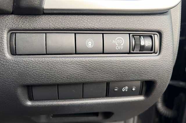 Nissan X-TRAIL 1.5 MHEV 163 N-Connecta 5dr [7 Seat] Xtronic