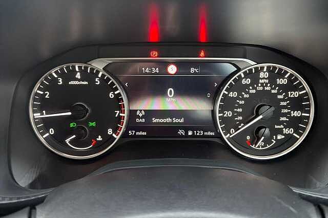 Nissan JUKE 1.0 DiG-T Acenta Premium 5dr