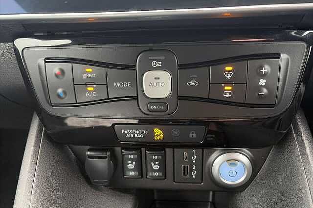Nissan LEAF 110kW N-Connecta 39kWh 5dr Auto