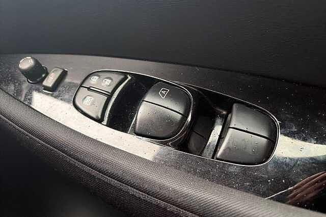 Nissan LEAF 110kW N-Connecta 39kWh 5dr Auto