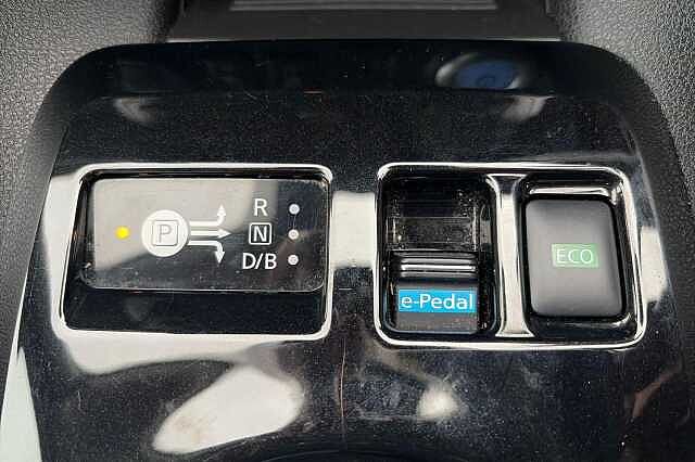 Nissan LEAF 110kW N-Connecta 39kWh 5dr Auto