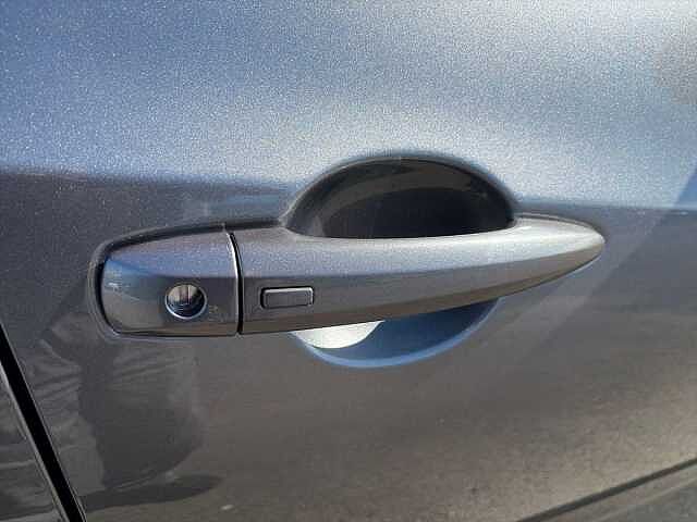 Nissan JUKE 1.6 Hybrid N-Connecta 5dr Auto