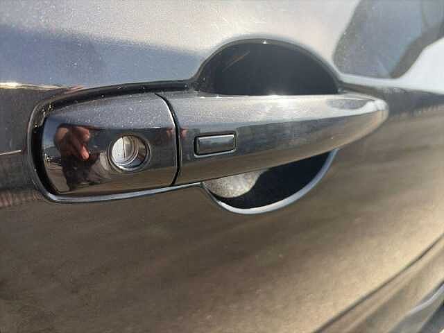 Nissan JUKE 1.0 DiG-T Tekna 5dr DCT