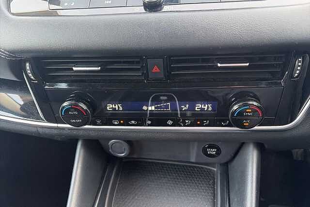 Nissan QASHQAI 1.5 E-Power N-Connecta [Glass Roof] 5dr Auto